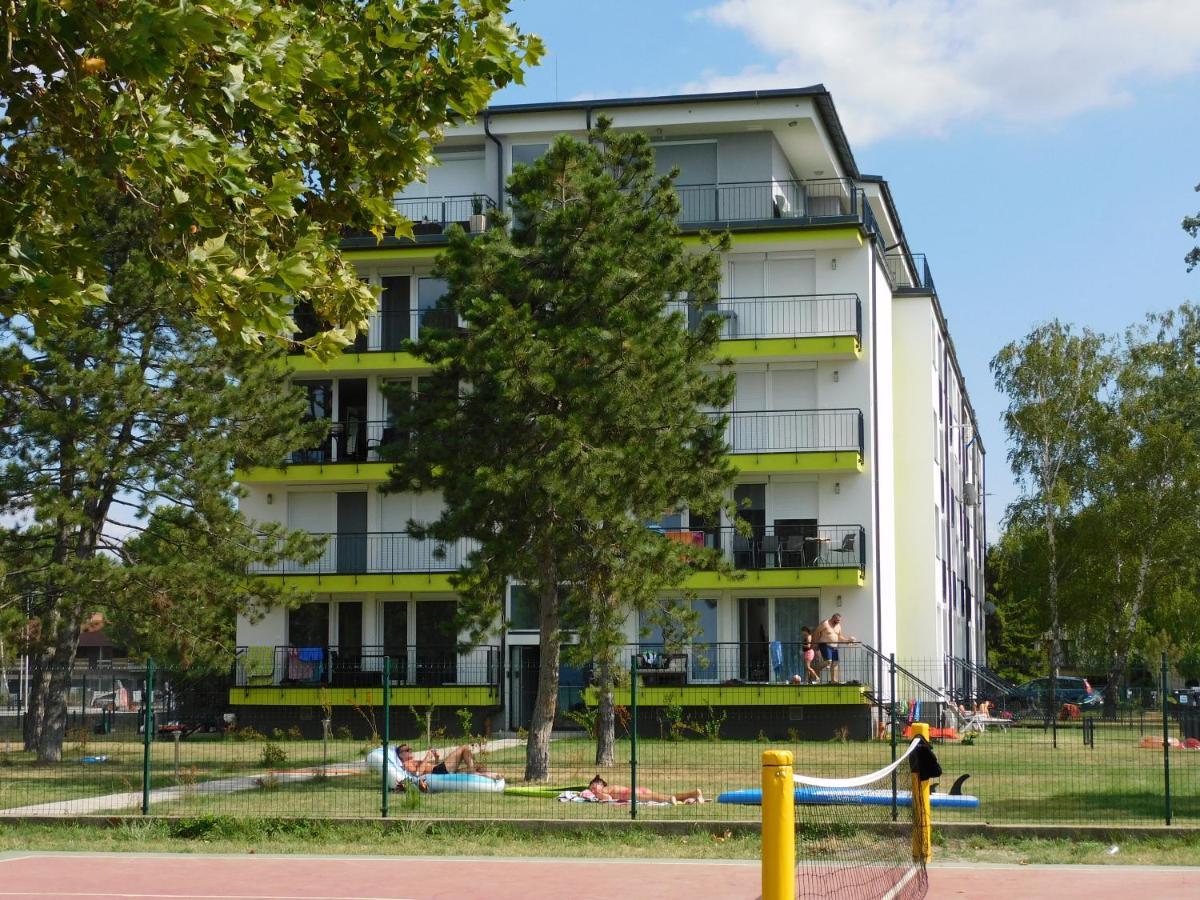 Apartmán Katamaran Siófok Exteriér fotografie